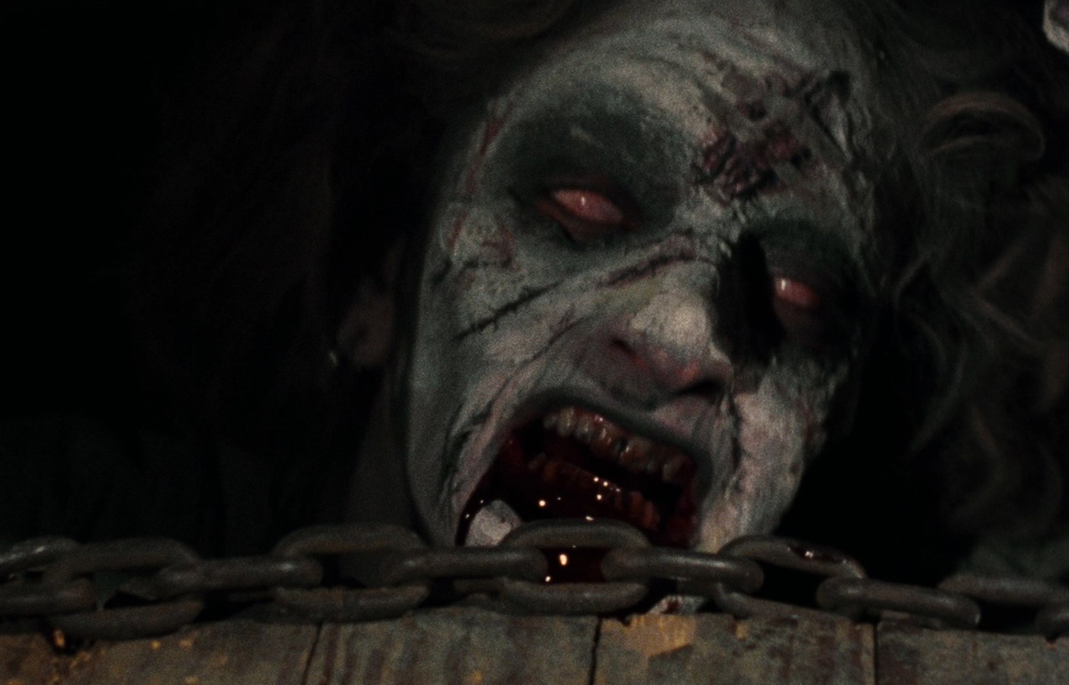 FilmScene - EVIL DEAD II: DEAD BY DAWN